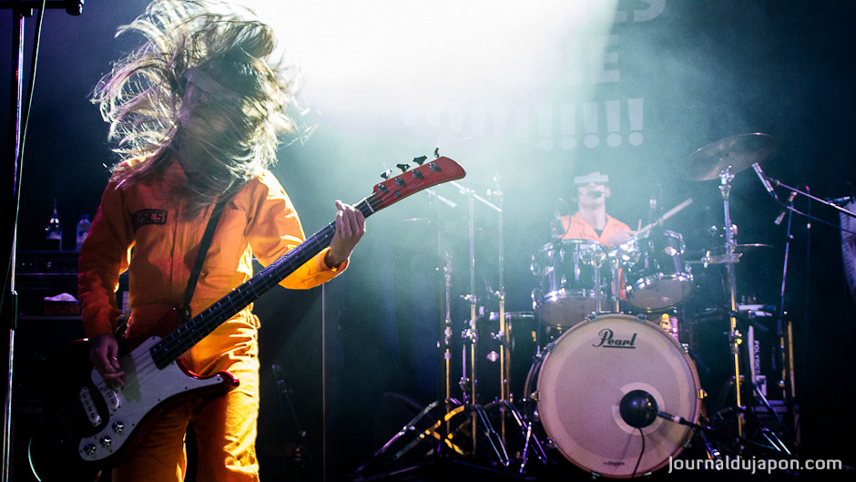 [Live Report] POLYSICS + the telephones, les fous sont de sortie