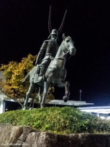 Statue de Ii Naotaka à Hikone.
