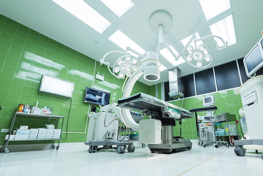 La menace du scalpel sur le Japon